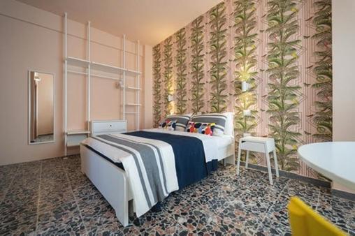 Boutique Rooms Carbonazzi 17 Кальяри Экстерьер фото