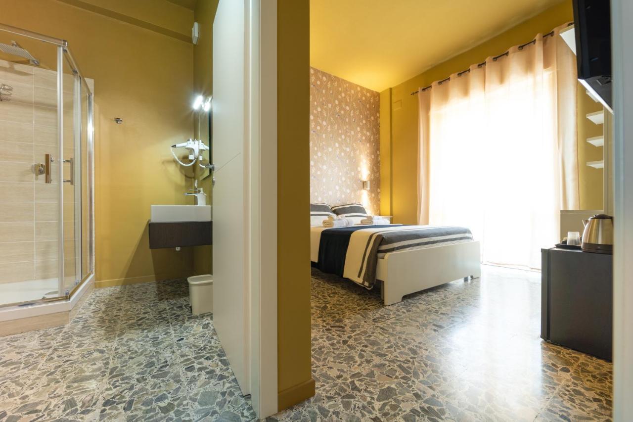 Boutique Rooms Carbonazzi 17 Кальяри Экстерьер фото