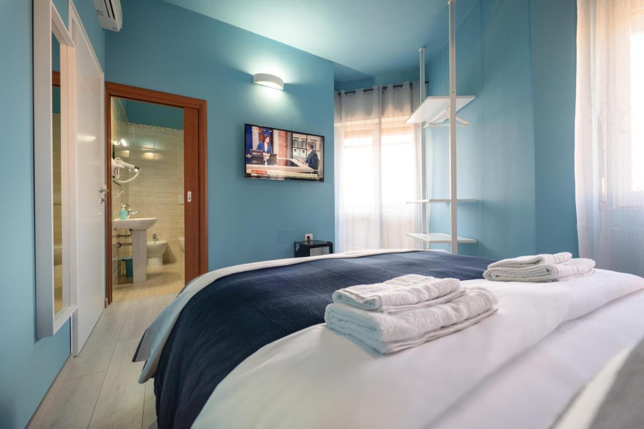 Boutique Rooms Carbonazzi 17 Кальяри Экстерьер фото